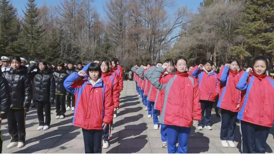 缅怀先烈事迹 传承英烈精神&nbsp;256.png