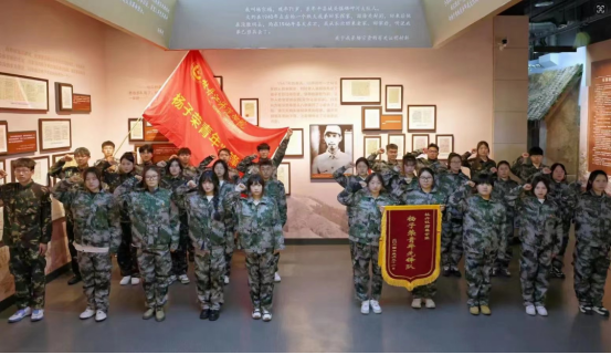 缅怀先烈事迹 传承英烈精神&nbsp;680.png