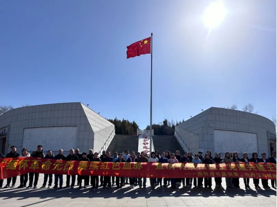 缅怀先烈事迹 传承英烈精神&nbsp;741.png