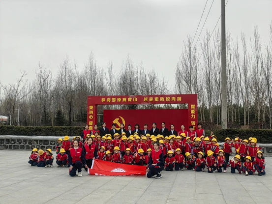 缅怀先烈事迹 传承英烈精神&nbsp;753.png